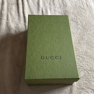 Gucci shoe box